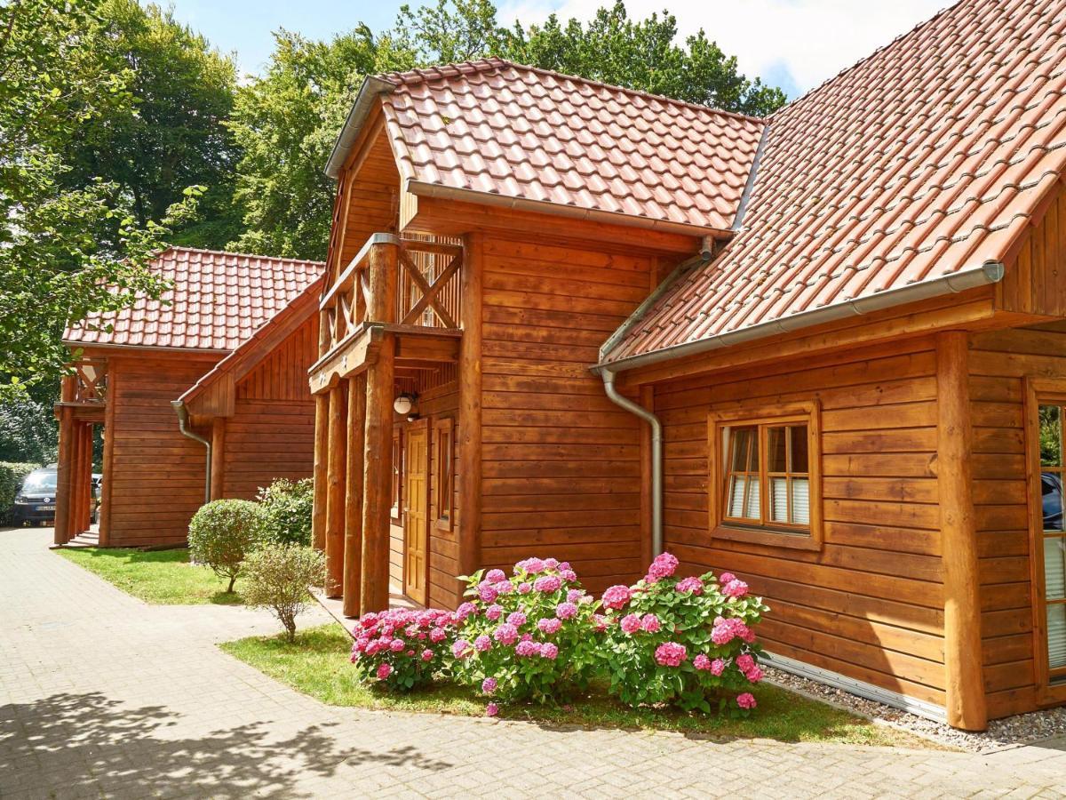 Strandschloesschen Sellin - Haushaelfte 2 Exterior photo
